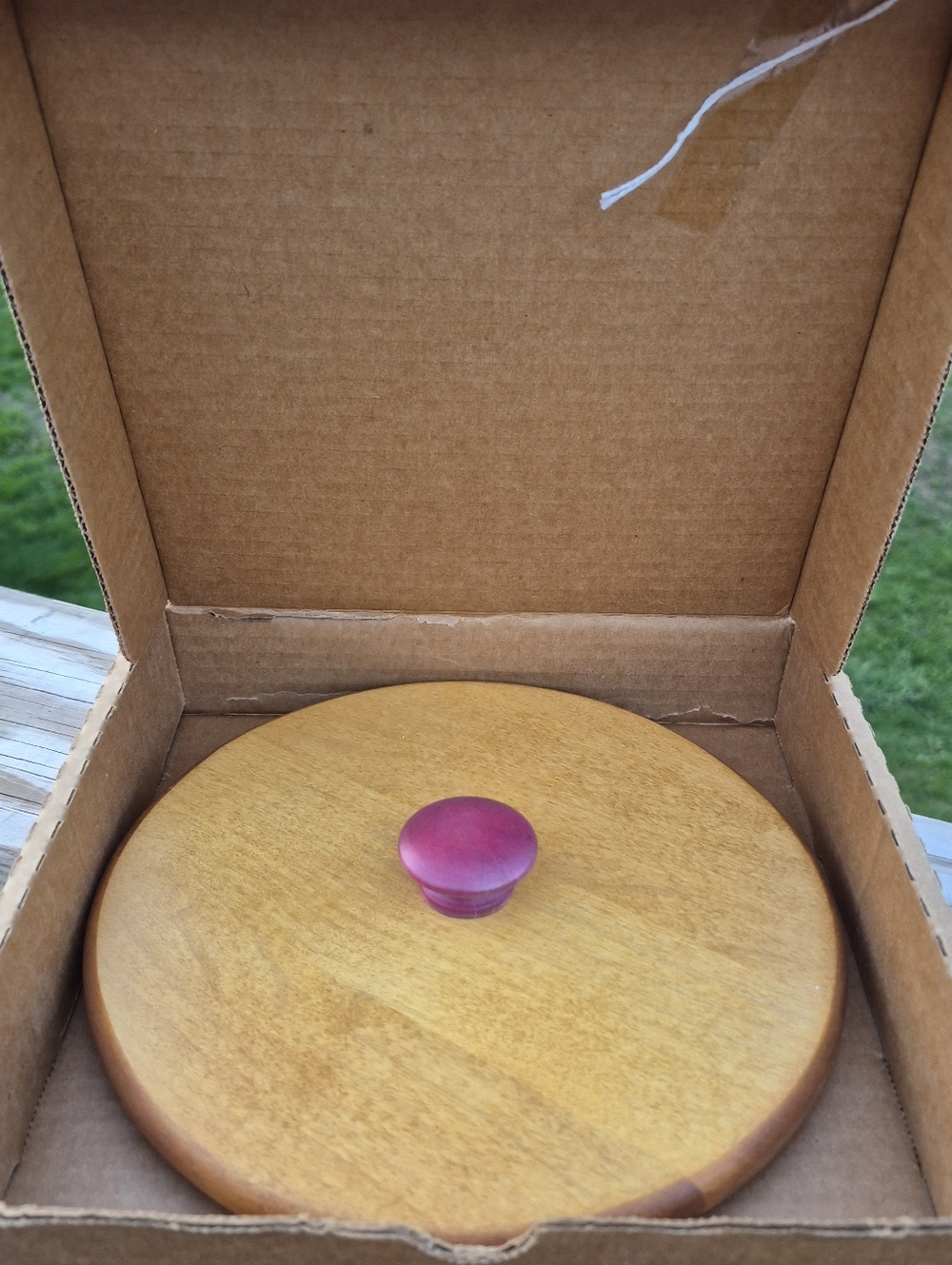 Longaberger Woodcrafts Jingle Bell Lid #57908 Red Knob Replacement Round Basket